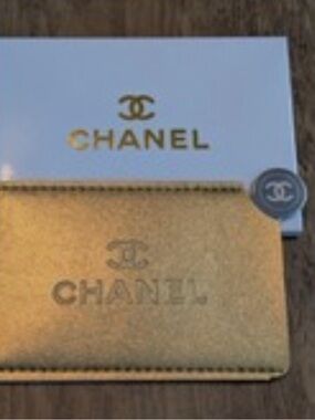 Chanel Gold Wallet/Card Holder/Mirror